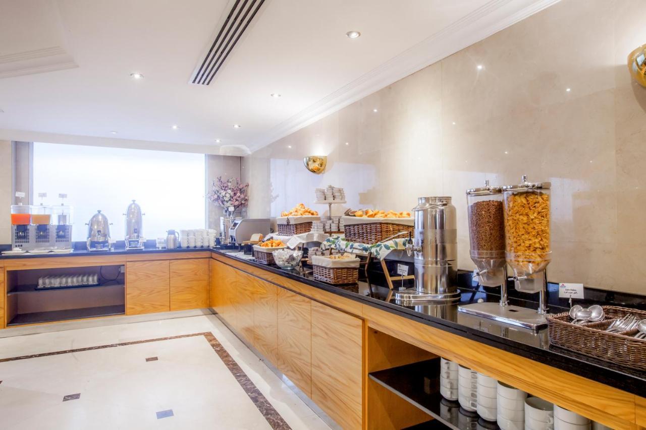Golden Sands Suites Dubai Ngoại thất bức ảnh