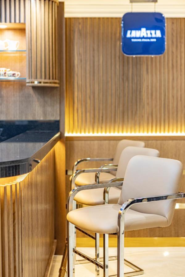 Golden Sands Suites Dubai Ngoại thất bức ảnh