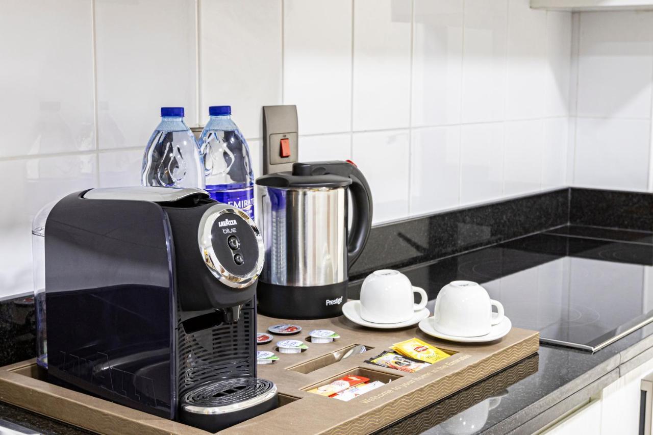 Golden Sands Suites Dubai Ngoại thất bức ảnh