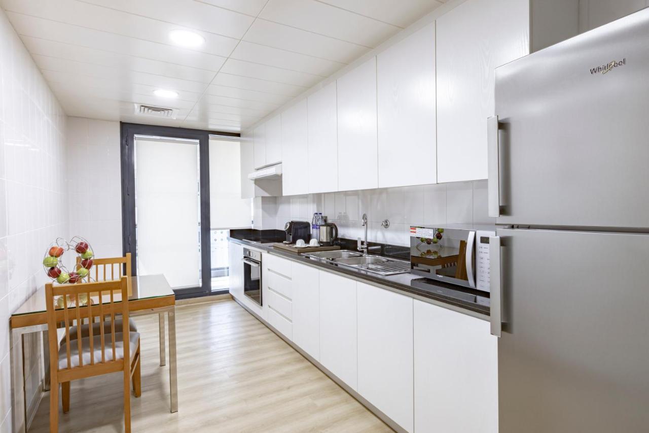 Golden Sands Suites Dubai Ngoại thất bức ảnh