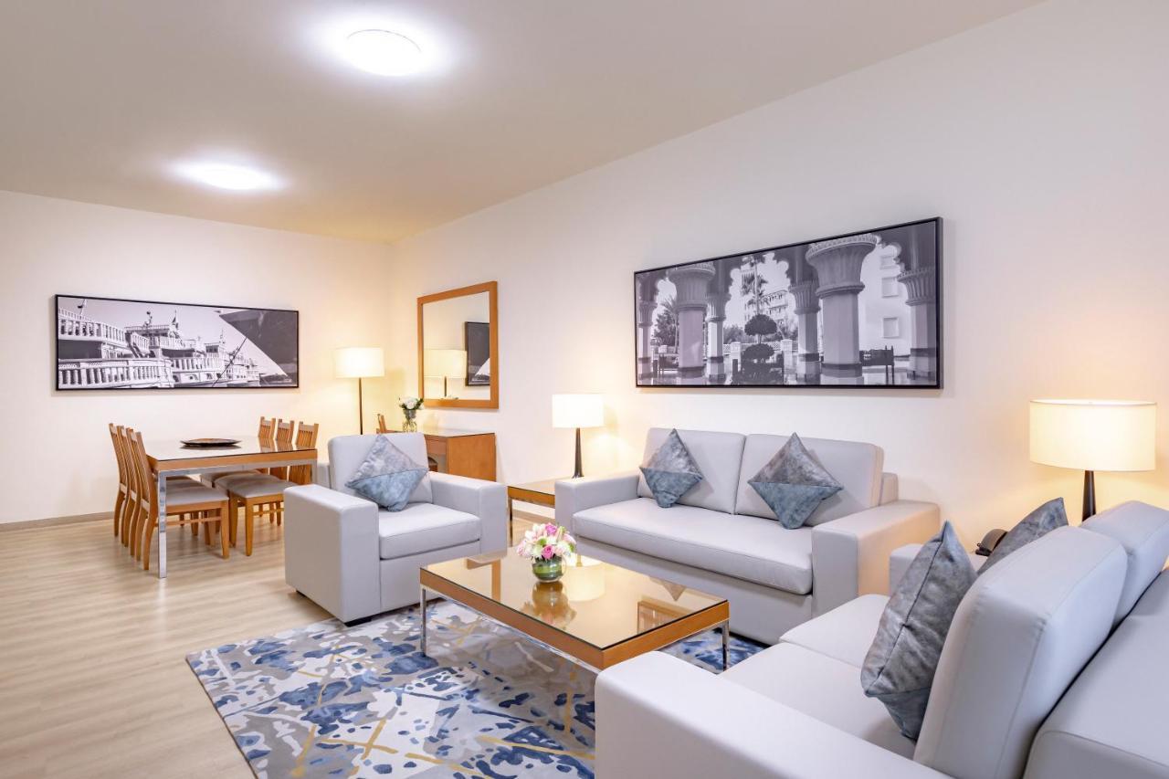 Golden Sands Suites Dubai Ngoại thất bức ảnh