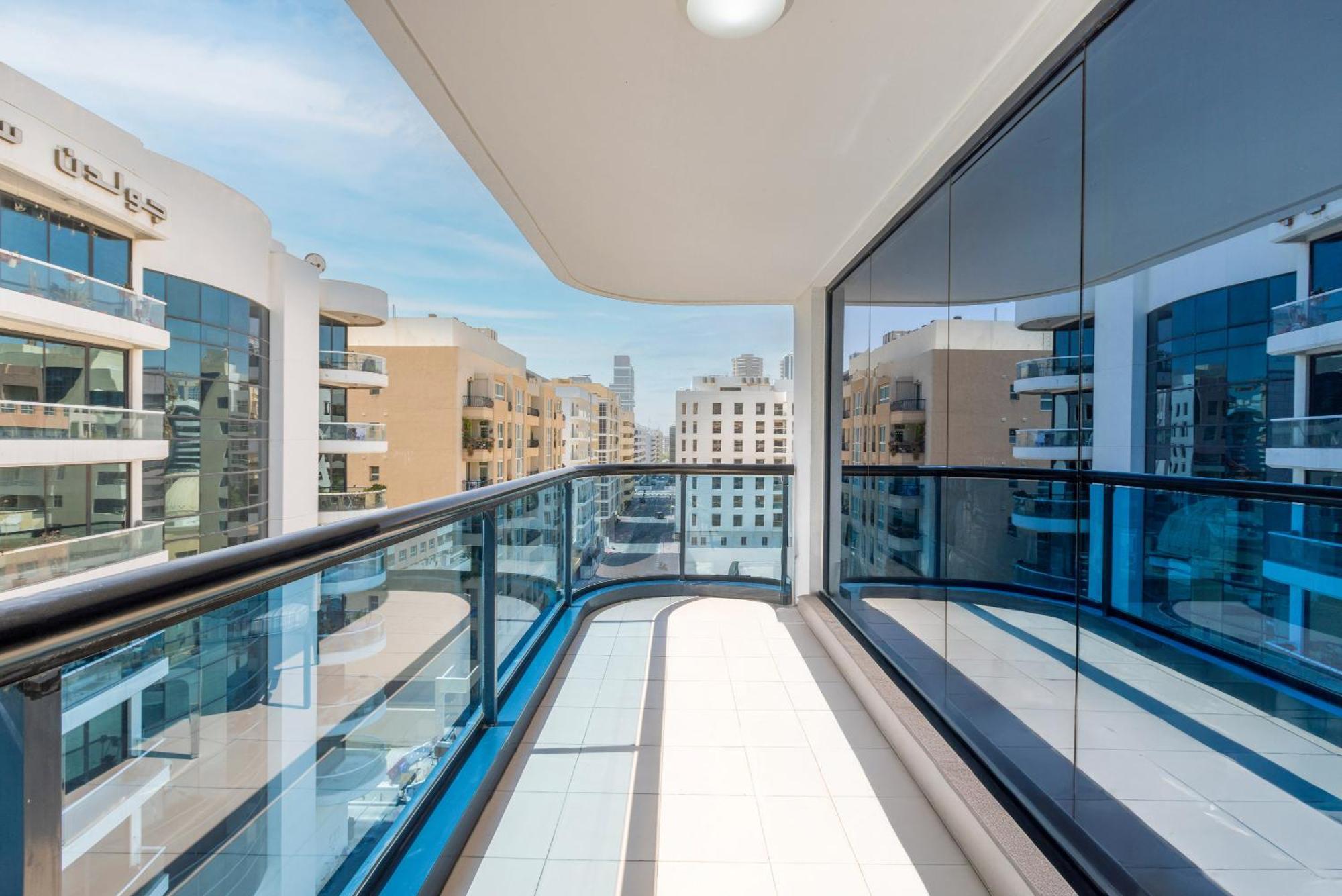 Golden Sands Suites Dubai Ngoại thất bức ảnh