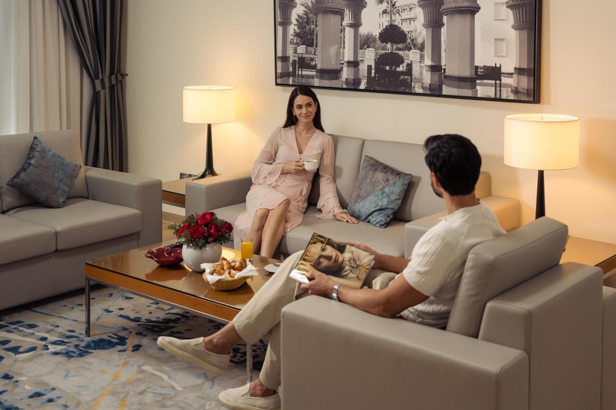 Golden Sands Suites Dubai Ngoại thất bức ảnh