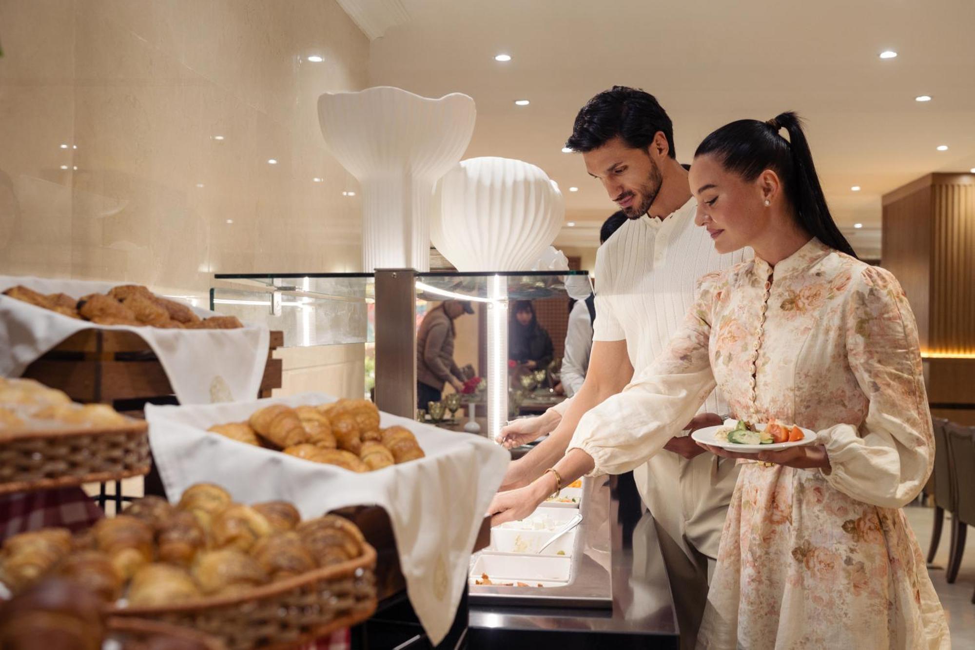 Golden Sands Suites Dubai Ngoại thất bức ảnh